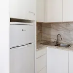 Apartman Host Wise - Flat W Free Private Parking - Bright & Cozy